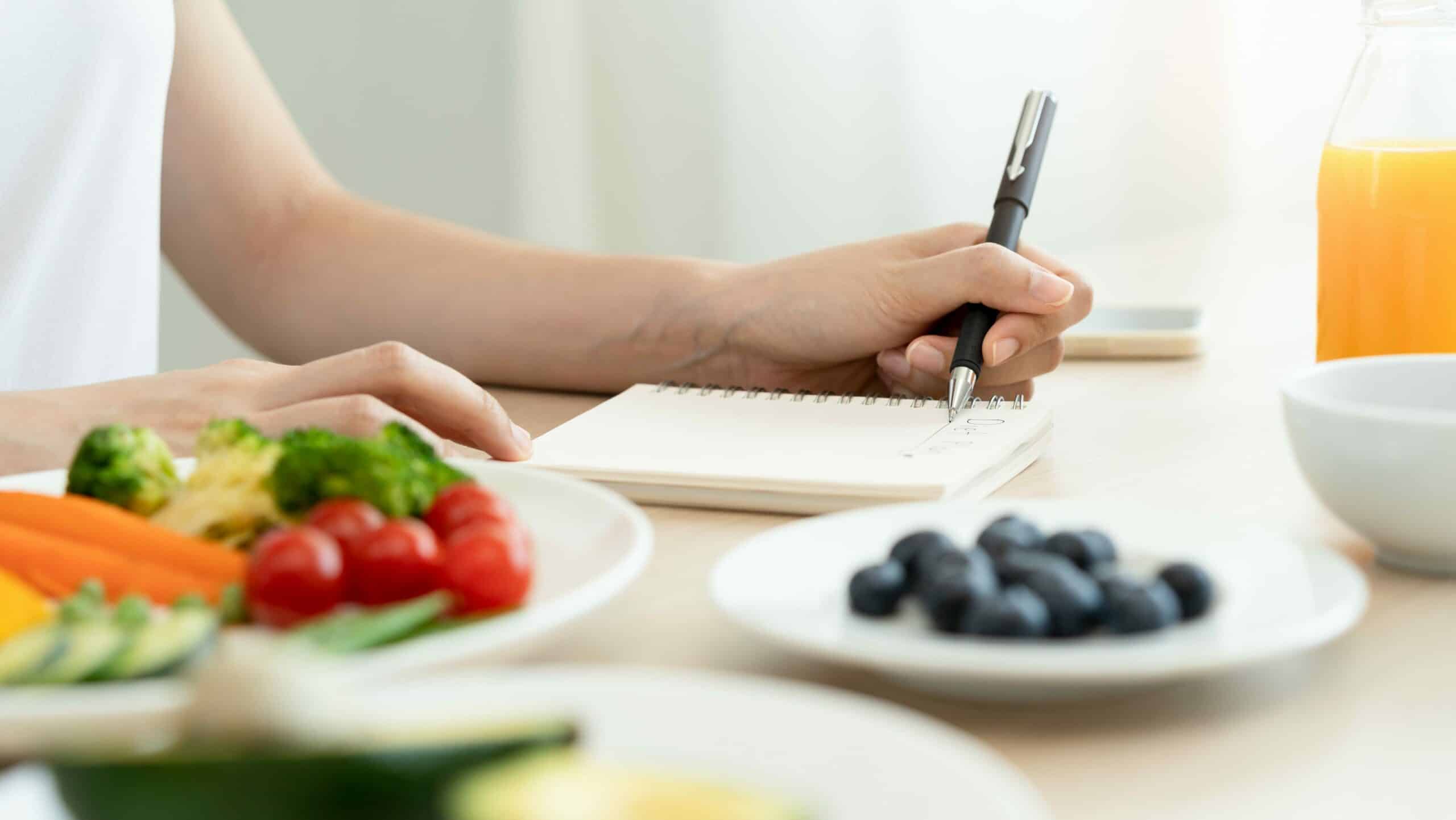 Diete a basso contenuto di carboidrati: cosa dice davvero la scienza sulla salute metabolica