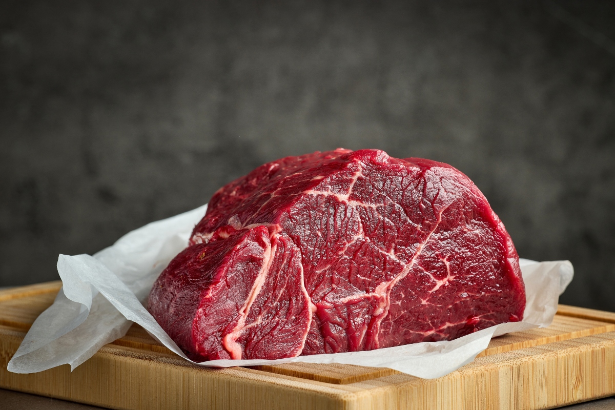 Carne rossa: proprietà nutrizionali, aminoacidi e possibili effetti sulla salute